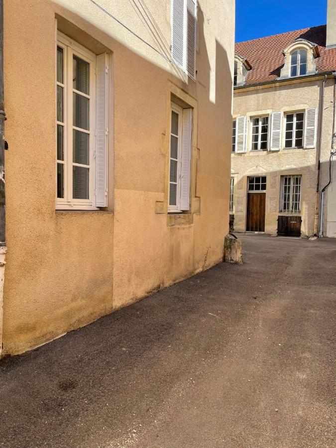 Le Petit Dijonnais Apartment *
